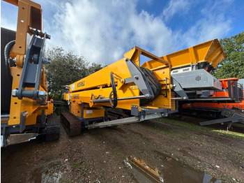 Barford TR6536 Tracked Conveyor إيجار Barford TR6536 Tracked Conveyor: صور 1 Barford TR6536 Tracked Conveyor إيجار Barford TR6536 Tracked Conveyor: صور 1