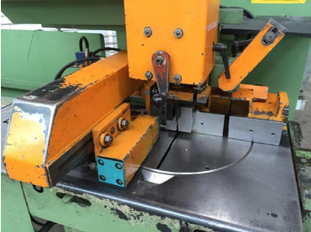 آلة تصنيع المعادن Gehrungs-Kreissägeautomat KALTENBACH: صور 2 آلة تصنيع المعادن Gehrungs-Kreissägeautomat KALTENBACH: صور 2