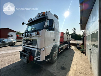 قلابات VOLVO FH16 550