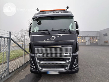 قلابات Volvo FH 16 750: صور 5
