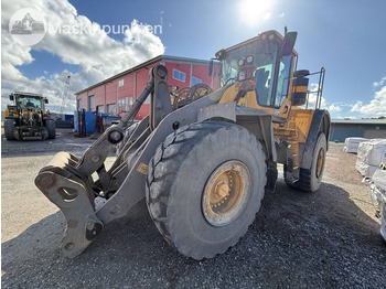 اللودر بعجل VOLVO L180F