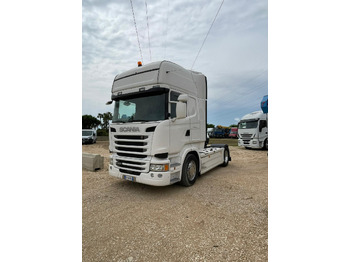 شاحنة جرار SCANIA R 490