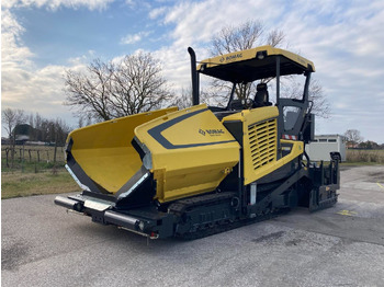 العامل بالقار BOMAG