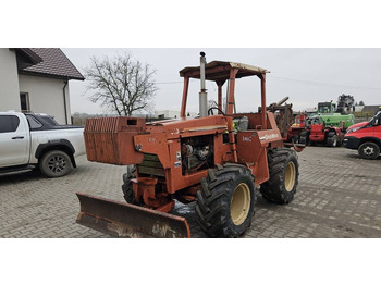 حفارة على عجلات Koparka łańcuchowa Ditch Witch 7610: صور 2