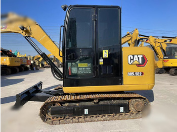 حفارة مصغرة CATERPILLAR 305.5E2