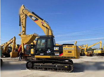 حفارات زحافة CATERPILLAR 320D