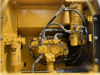 حفارات زحافة CATERPILLAR 320D: صور 5