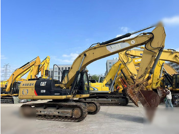 حفارات زحافة CATERPILLAR 323D