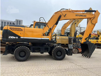 حفارات زحافة HYUNDAI