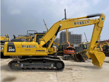 حفارات زحافة KOMATSU PC200-8
