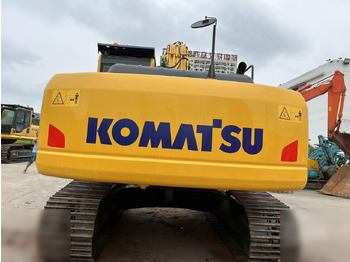 حفارات زحافة KOMATSU PC220-8: صور 4 حفارات زحافة KOMATSU PC220-8: صور 4