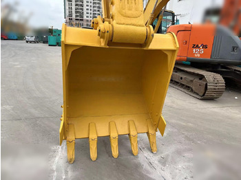 حفارات زحافة KOMATSU PC220-8: صور 3 حفارات زحافة KOMATSU PC220-8: صور 3