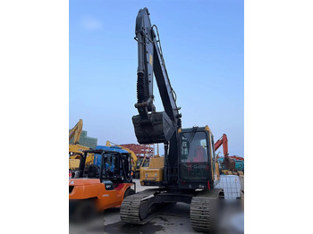 حفارات زحافة VOLVO EC140DL