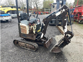 حفارة مصغرة BOBCAT E10