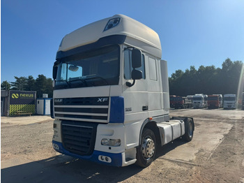 شاحنة جرار DAF XF 105 460