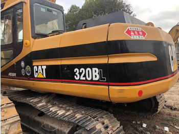 حفارات زحافة CATERPILLAR 320B