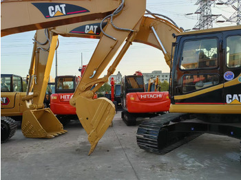 حفارات زحافة CATERPILLAR 320B