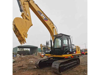حفارة CATERPILLAR 320D