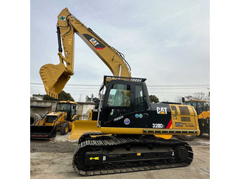 حفارات زحافة CATERPILLAR 320D2