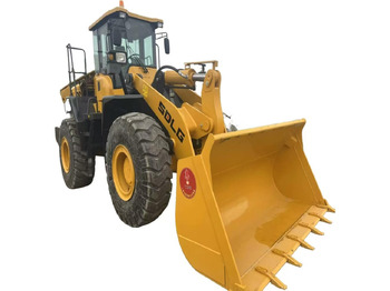 اللودر بعجل SDLG