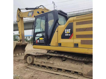 حفارات زحافة CATERPILLAR 320GC