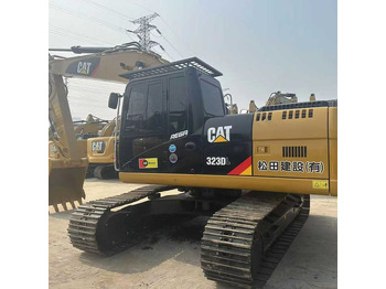 حفارات زحافة CATERPILLAR 323DL