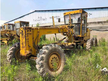 آلة تسوية الأرض Japan Komatsu GD511 Motor Grader Cheap Price Komatsu Road Grader GD511 Good Condition in China: صور 5