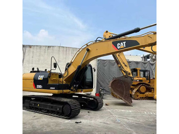 حفارات زحافة CATERPILLAR 320D2