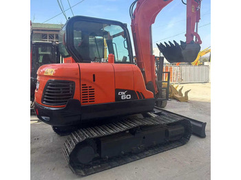 حفارات زحافة DOOSAN DX60