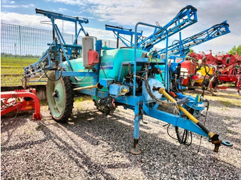 آلة الرش المقطورة BERTHOUD