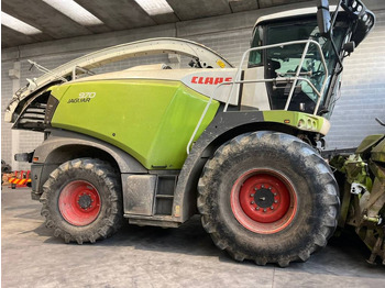 حصادة الأعلاف CLAAS Jaguar 970