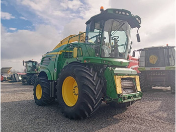 حصادة الأعلاف JOHN DEERE 8800