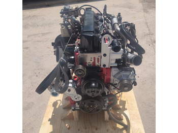 المحرك - حفارة CUMMINS ISF3.8: صور 2