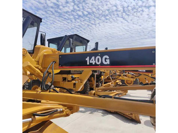 آلة تسوية الأرض CAT 140G GRADER | Ideal for Mining & Demolition | Global Export & COD Accepted: صور 3