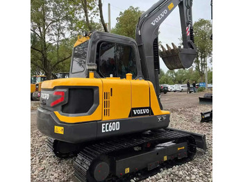 حفارات زحافة VOLVO EC60D