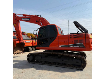 حفارات زحافة DOOSAN DX225LC-9C