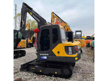 حفارات زحافة VOLVO EC60D