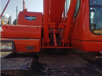 حفارات زحافة Used Digger Doosan Dh150w-7 Construction Machinery Construction Digger Used Doosan Dh150w-7 Cheap Excavator: صور 4