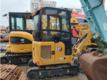 حفارة مصغرة CATERPILLAR 302