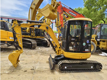حفارة مصغرة CATERPILLAR 303