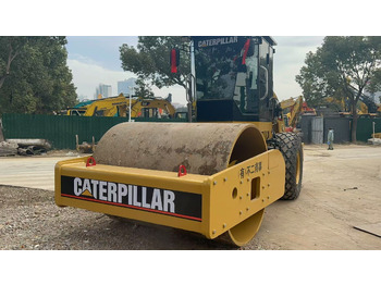 مدحلة الأسفلت CATERPILLAR
