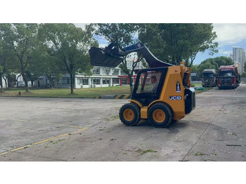 شيول صغير JCB ROBOT 185