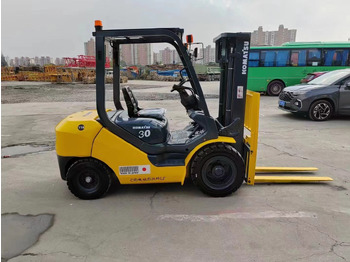رافعة شوكية ديزل KOMATSU