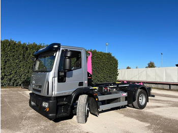 شاحنة ذات الخطاف IVECO EuroCargo 180E