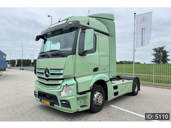 شاحنة جرار MERCEDES-BENZ Actros 1840