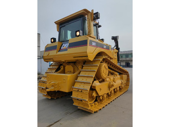 بلدوزر CATERPILLAR D8T