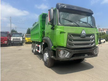 بصندوق مغلق شاحنة SINOTRUK HOWO