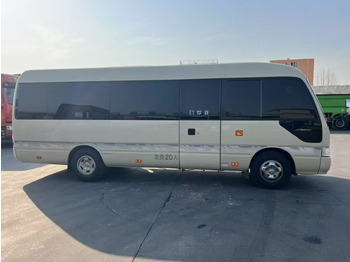 حافلة TOYOTA Coaster: صور 3