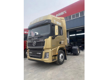 شاحنة جرار SINOTRUK