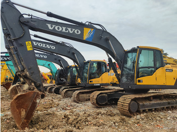 حفارات زحافة VOLVO EC220D